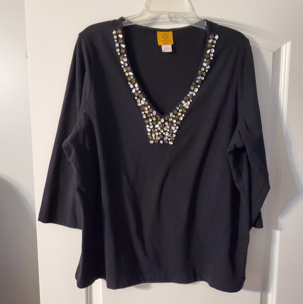 Beautiful embellished ladies black Ruby Rd Woman top! Great condition